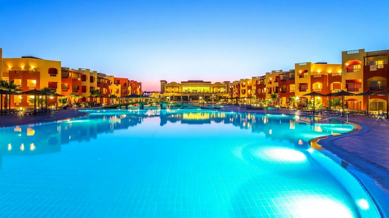 الفندق كازا ماري ريزورت - مرسى علم